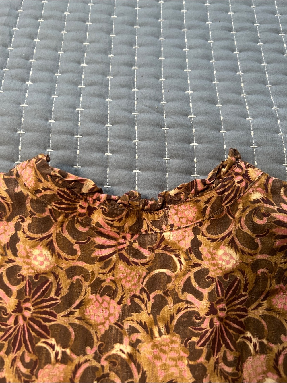 Carve Designs Floral Sleeveless Button Blouse in Brown and Pink - Picture 7 of 7